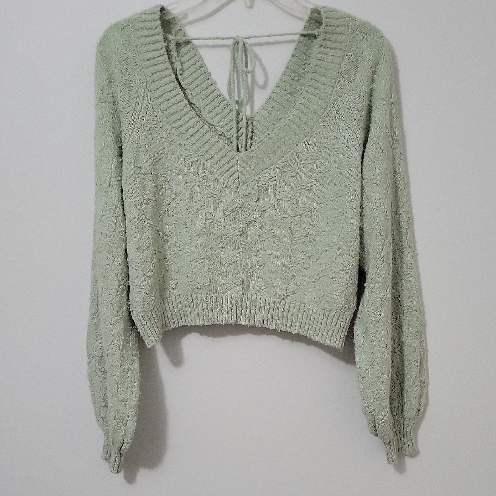 Altar'd State Sage Green Cropped Knit Sweater, Size Medium